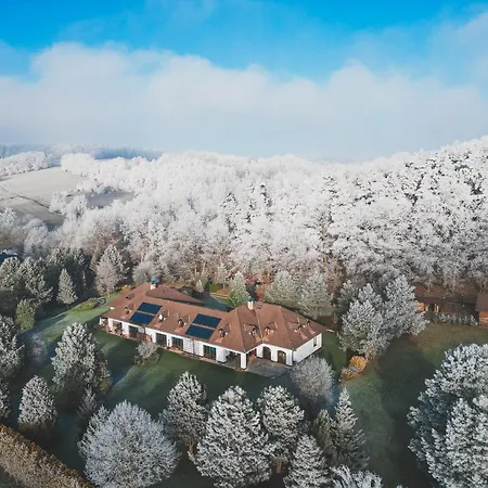 On A Farm Bohemian Switzerland 데친